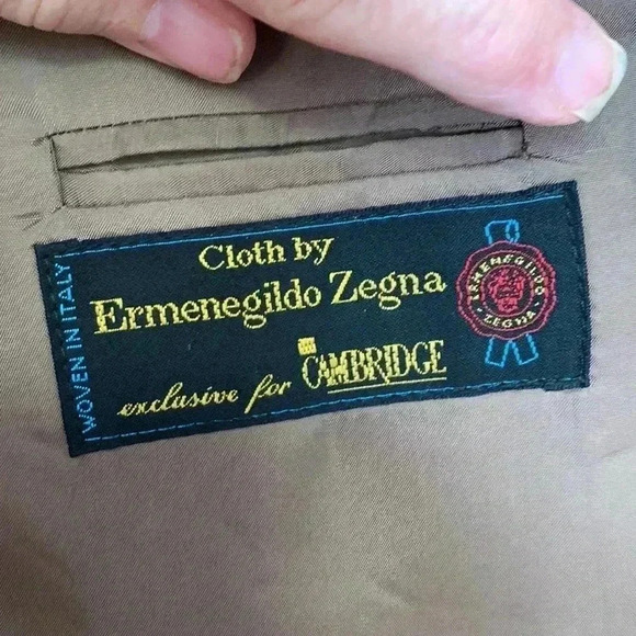 Men’s 90% wool/10% cashmere houndstooth blazer with 2 inner and 3 outer pockets - Picture 7 of 11